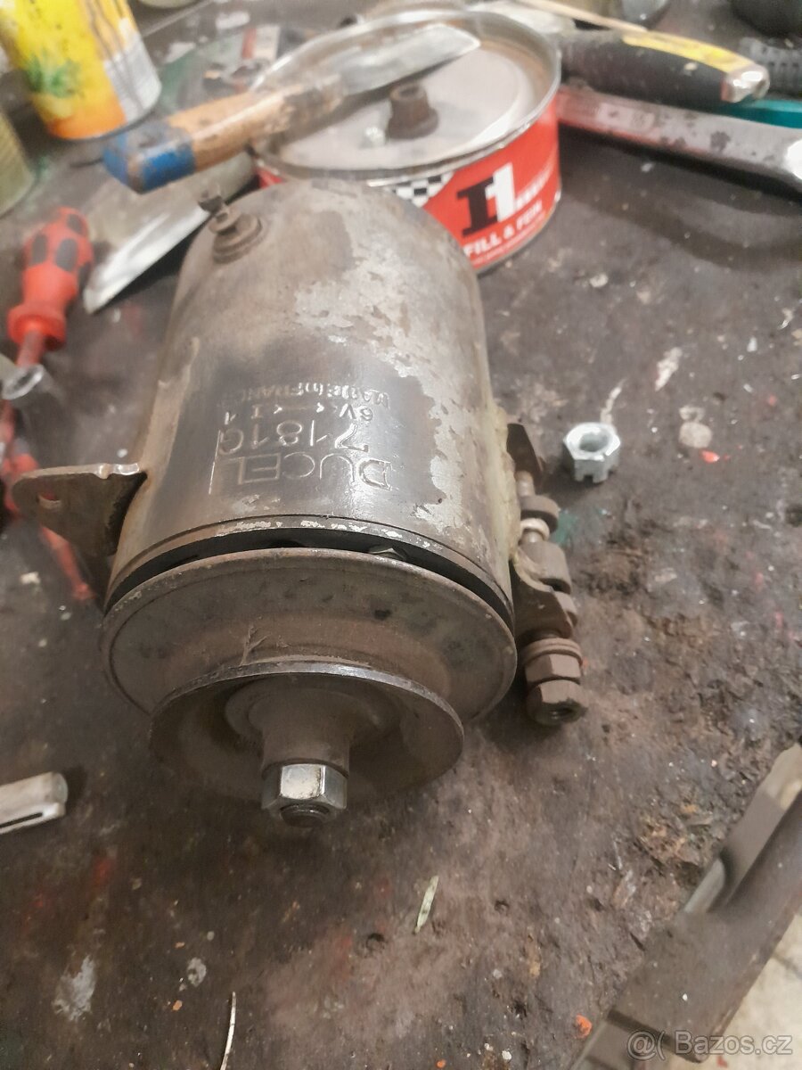 Renault 4 Dynamo 6V - 5