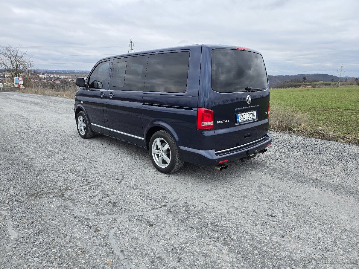 VW Multivan T5.1 2.0TDi Highline - 5