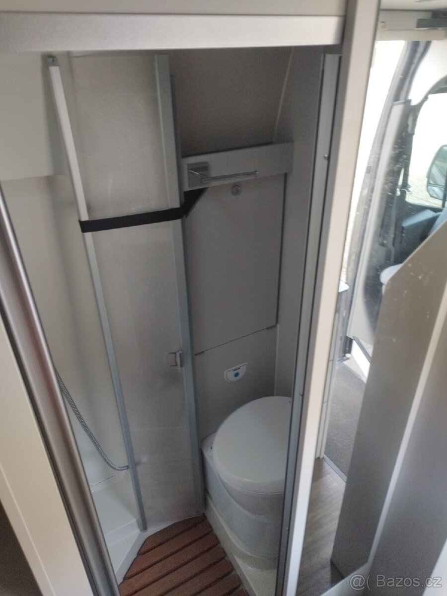 AHORN obytná dodávka - 5