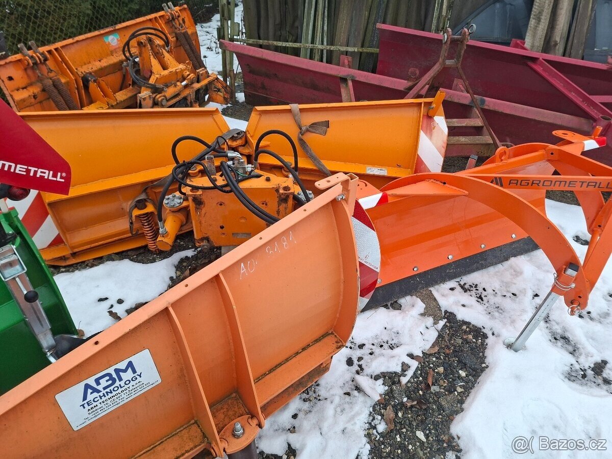 Sněhová radlice za traktor - 5