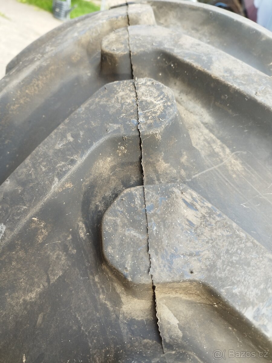Traktorová guma nová Goodyear 16.9.30 - 5