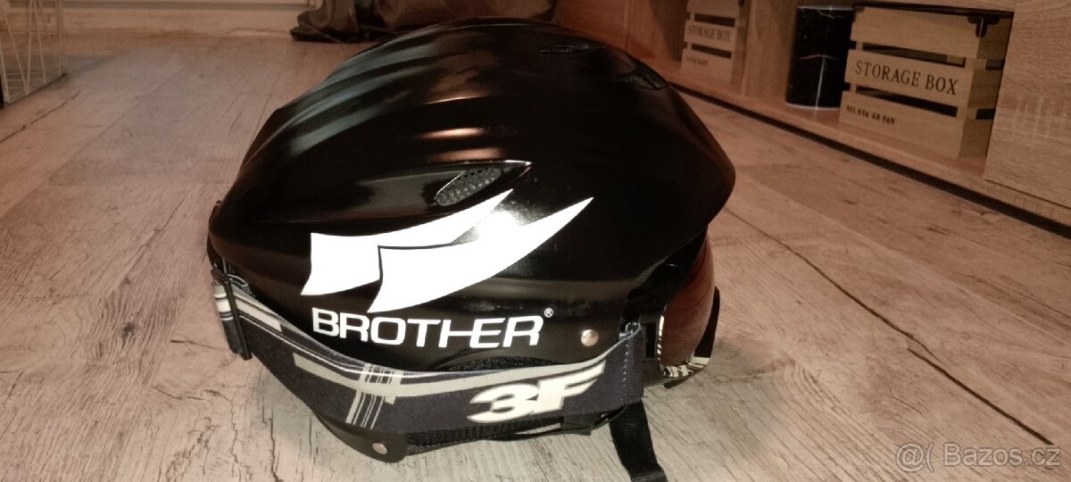 Přilba Brother s brýlemi 3F - 5