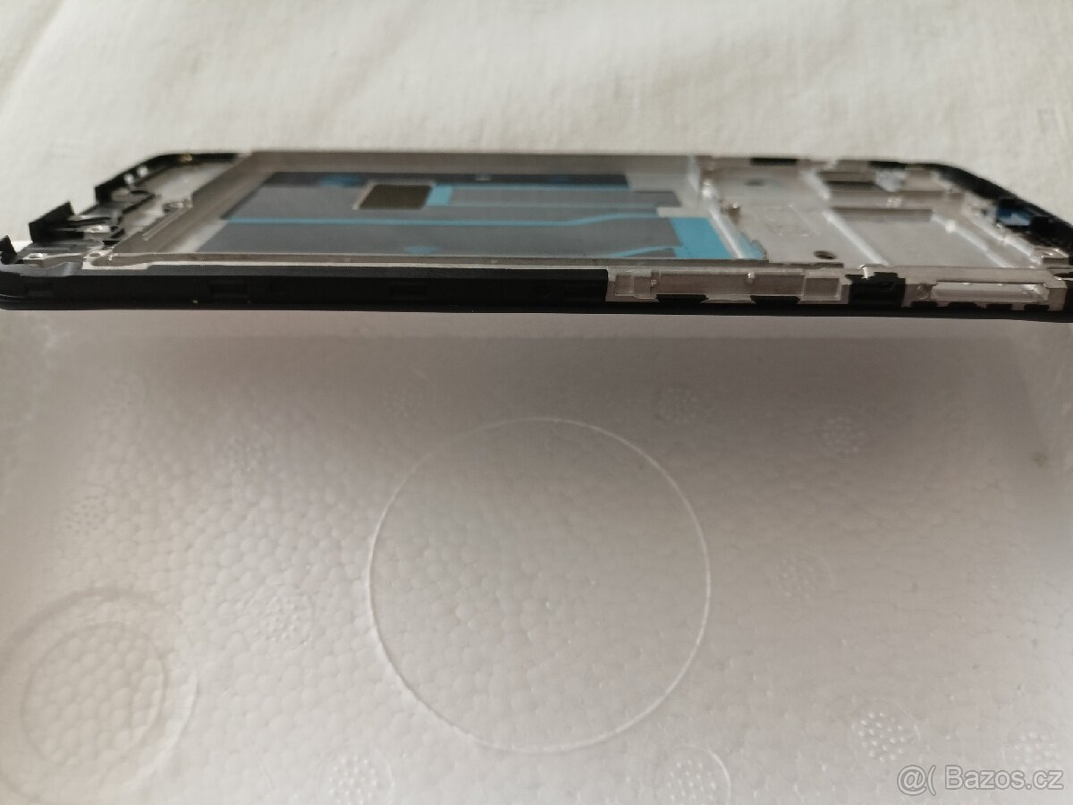 Realme 6 kryt předního rámu LCD - 5
