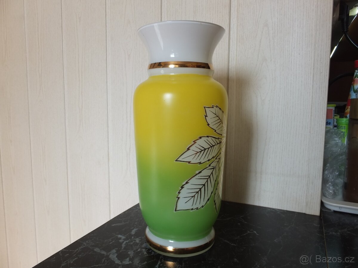 Starožitná krásná velká váza z opálového skla, výš. 28 cm. - 5