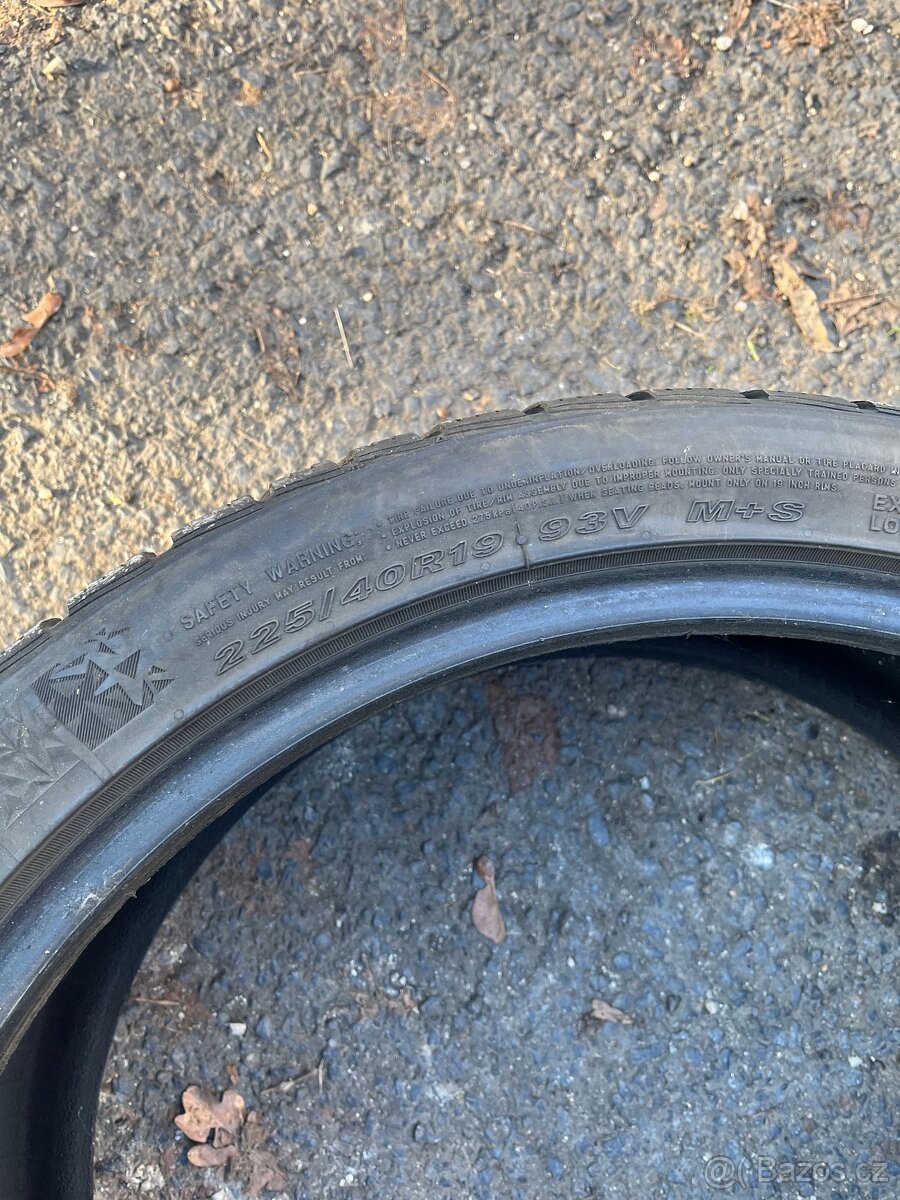 Zimni pneu 225/40 R19 - 5