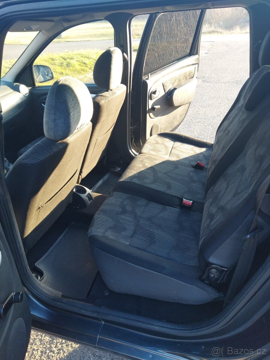 Dacia Logan MCV 1.6 benzin 2009 - 5