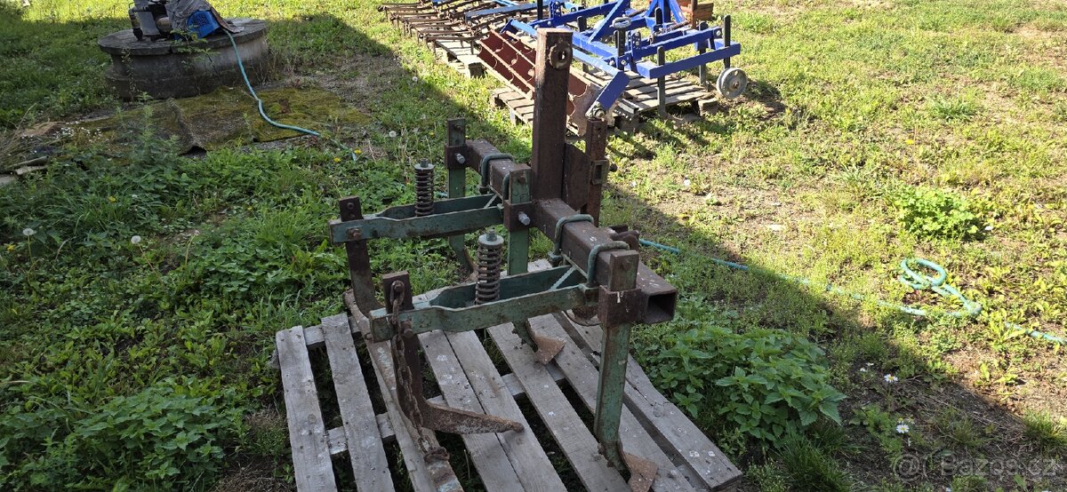 Smykobrány a kypřič za malotraktor - 5