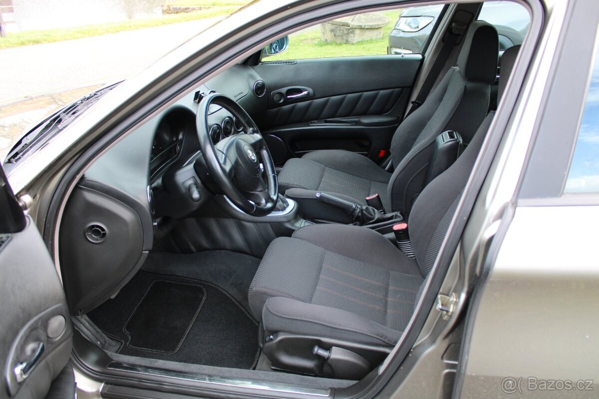 Alfa Romeo 166 2.4 JTDm Distinctive 129kW - 5