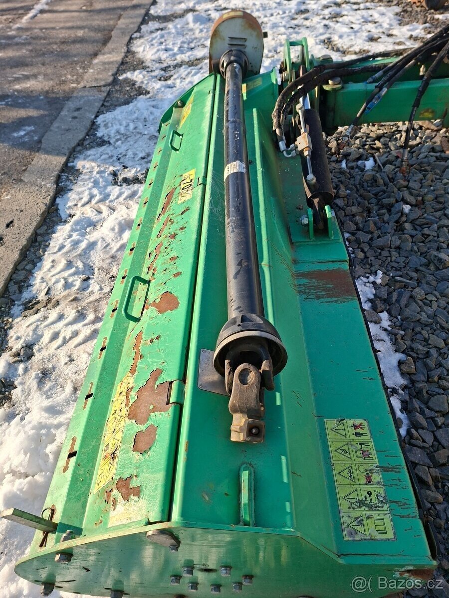 Svahový mulčovač RMZ 220 - 5