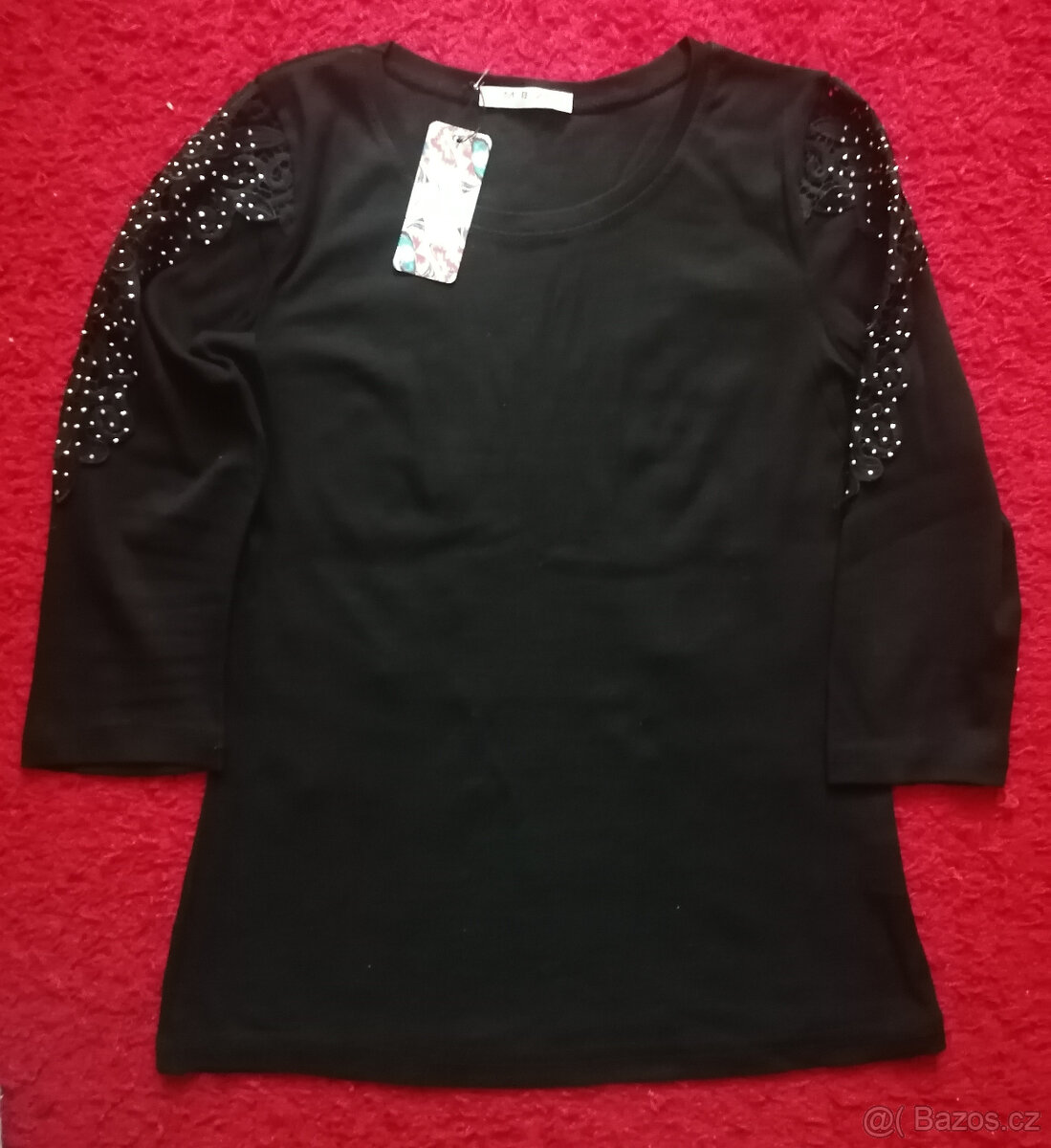 Halenka s aplikací na rukávech - 5