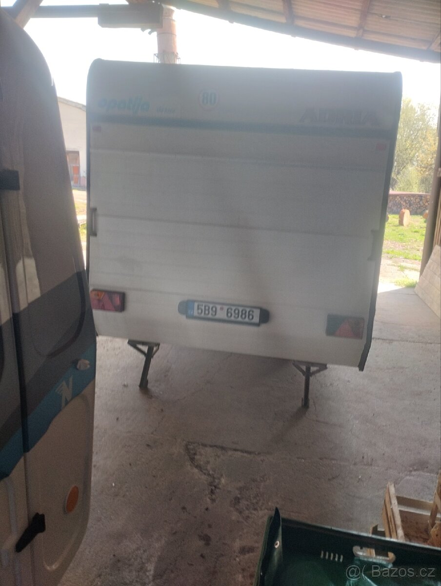 Prodám karavan adria - 5
