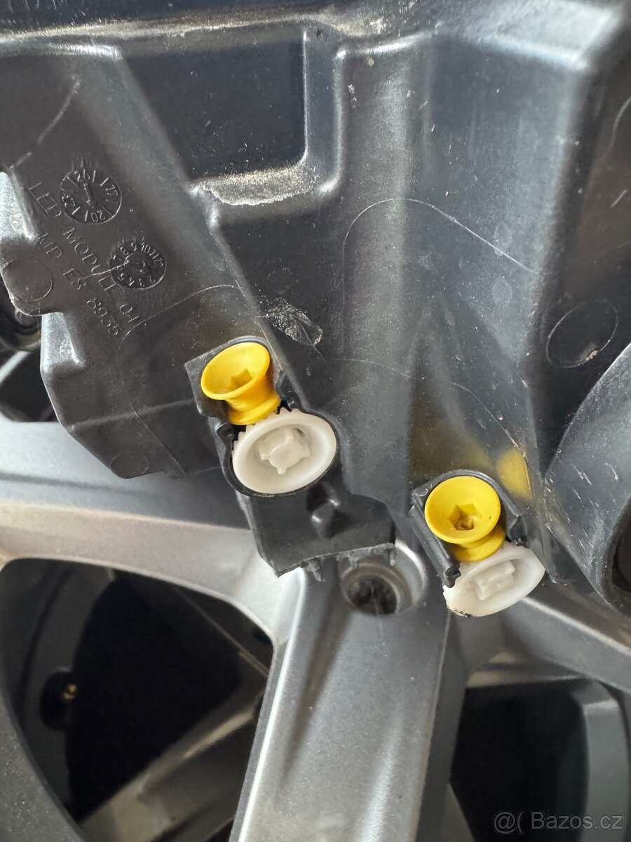 Škoda Karoq Full Led levé světlo - 5