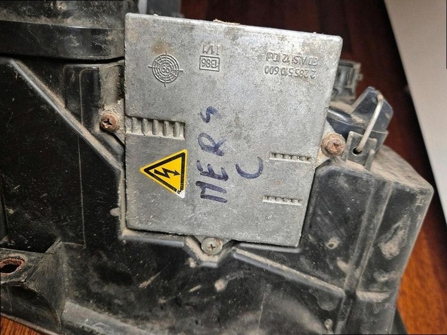 Přední světlomety VW Bora R32/GTI VR6 Highline – Xenon Bosch - 5