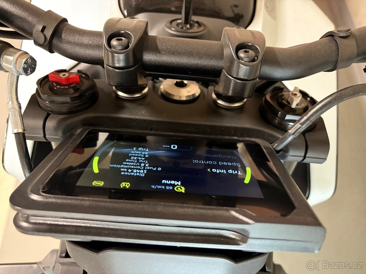 Husqvarna Vitpilen 401 - 5