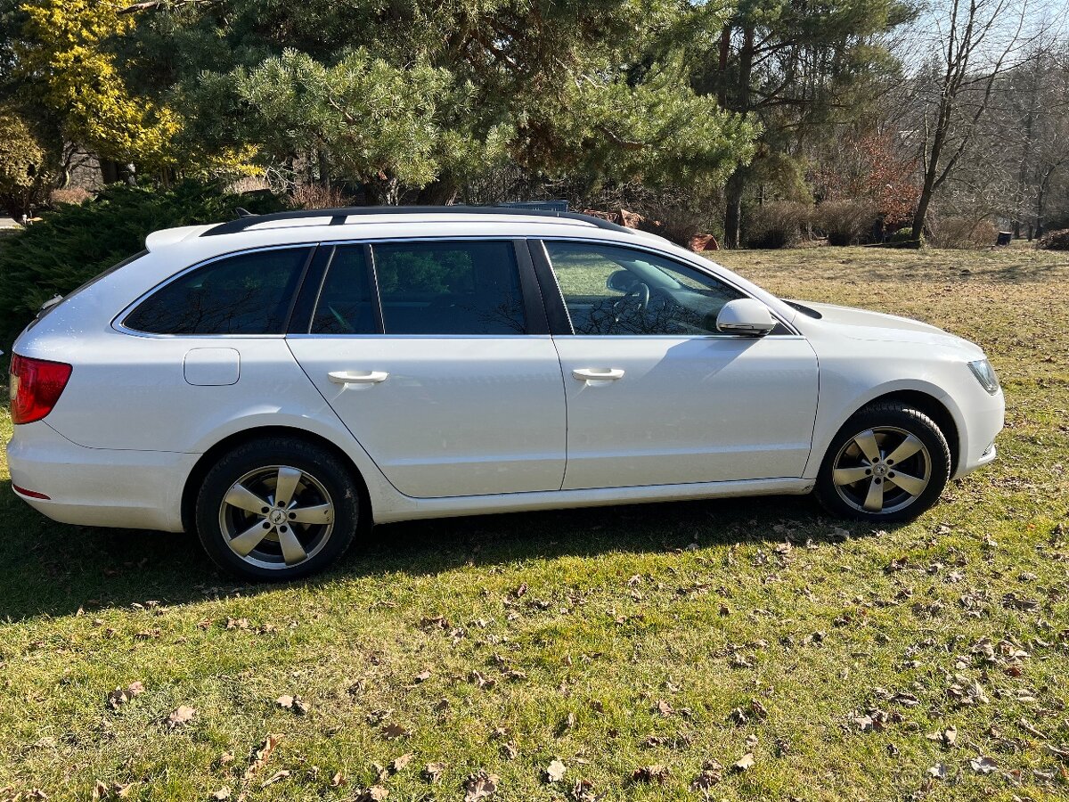 ŠKODA SUPERB 2 4x4 FACELIFT 2.0tdi ambiente - 5