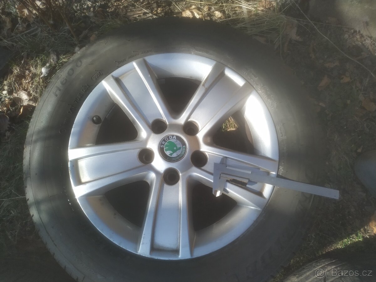 Alu kola Octavia II - 5