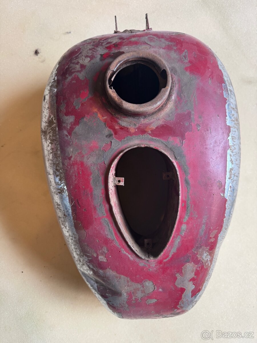 Nádrž jawa 250, 350 - 5