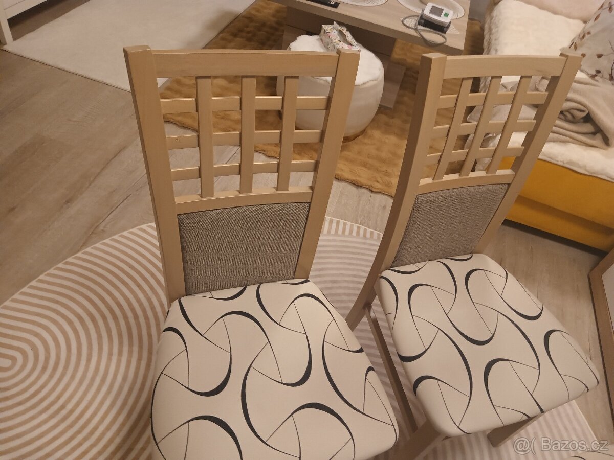 Nabízím k prodeji úžasné jídelní židle čtyři kusy - 5