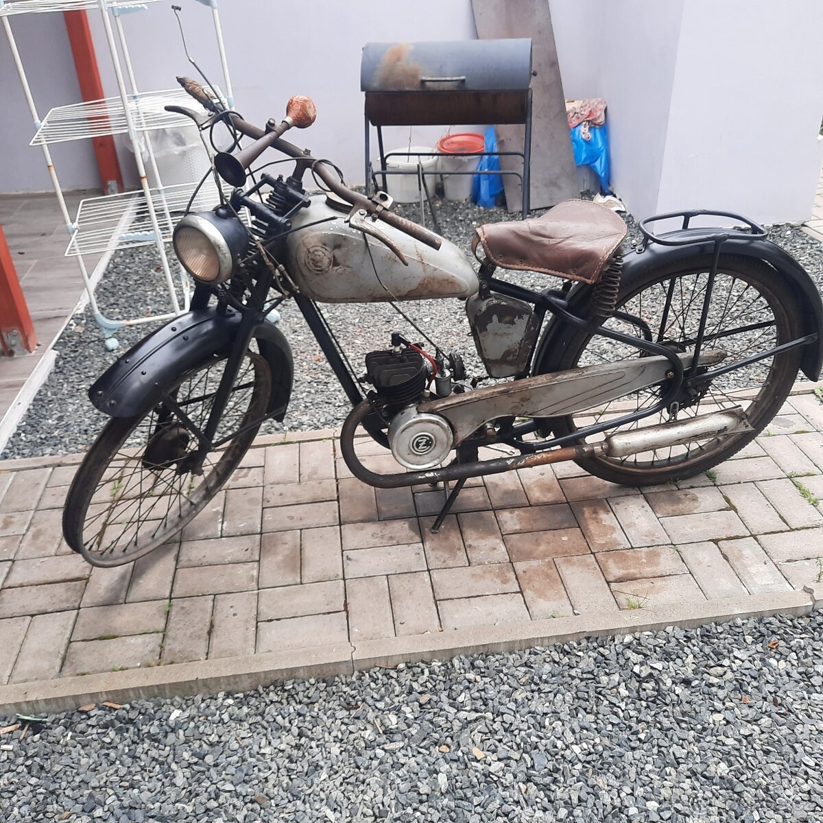 Prodám ČZ 98 motokolo - 5