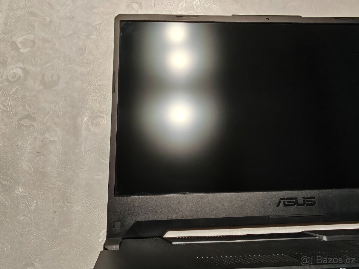 Herní notebook Asus TUF Gaming A15 , RTX3070 - 5