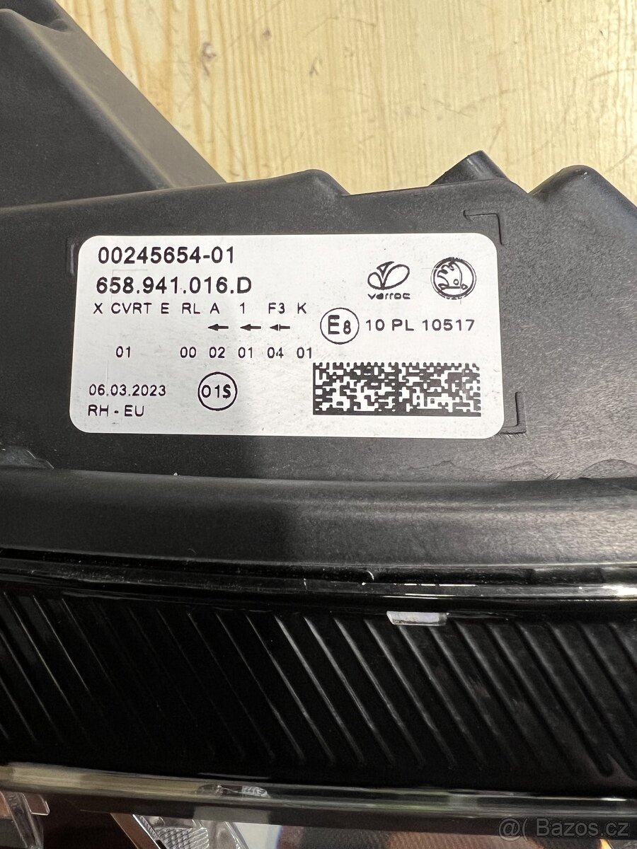 pravé světlo Škoda kamiq - 5