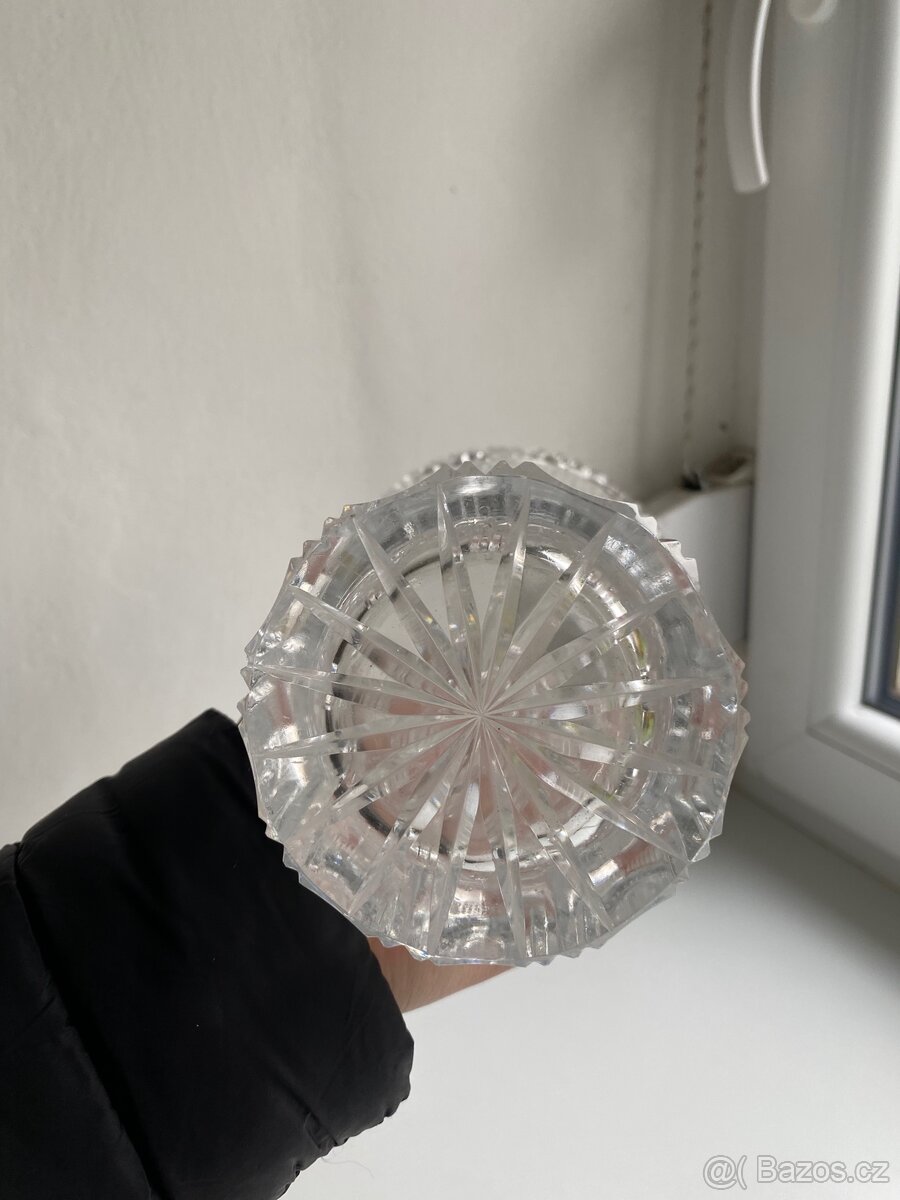 Broušená křišťálová váza - 5
