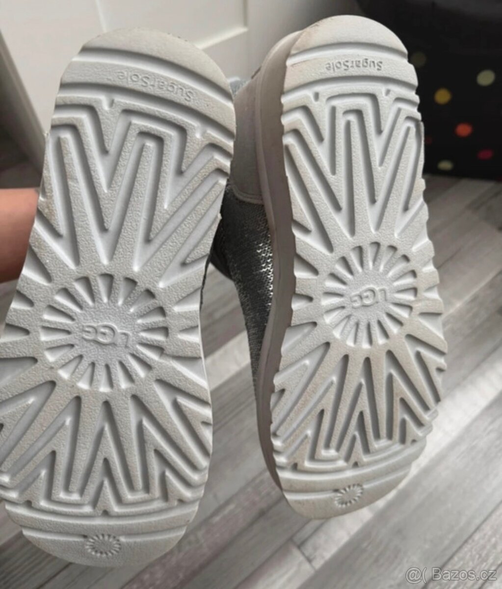 Ugg huculky - 5