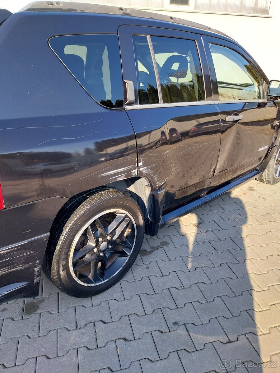 Jeep Compass 2.0 TDi 103 kW, ČTĚTE - 5