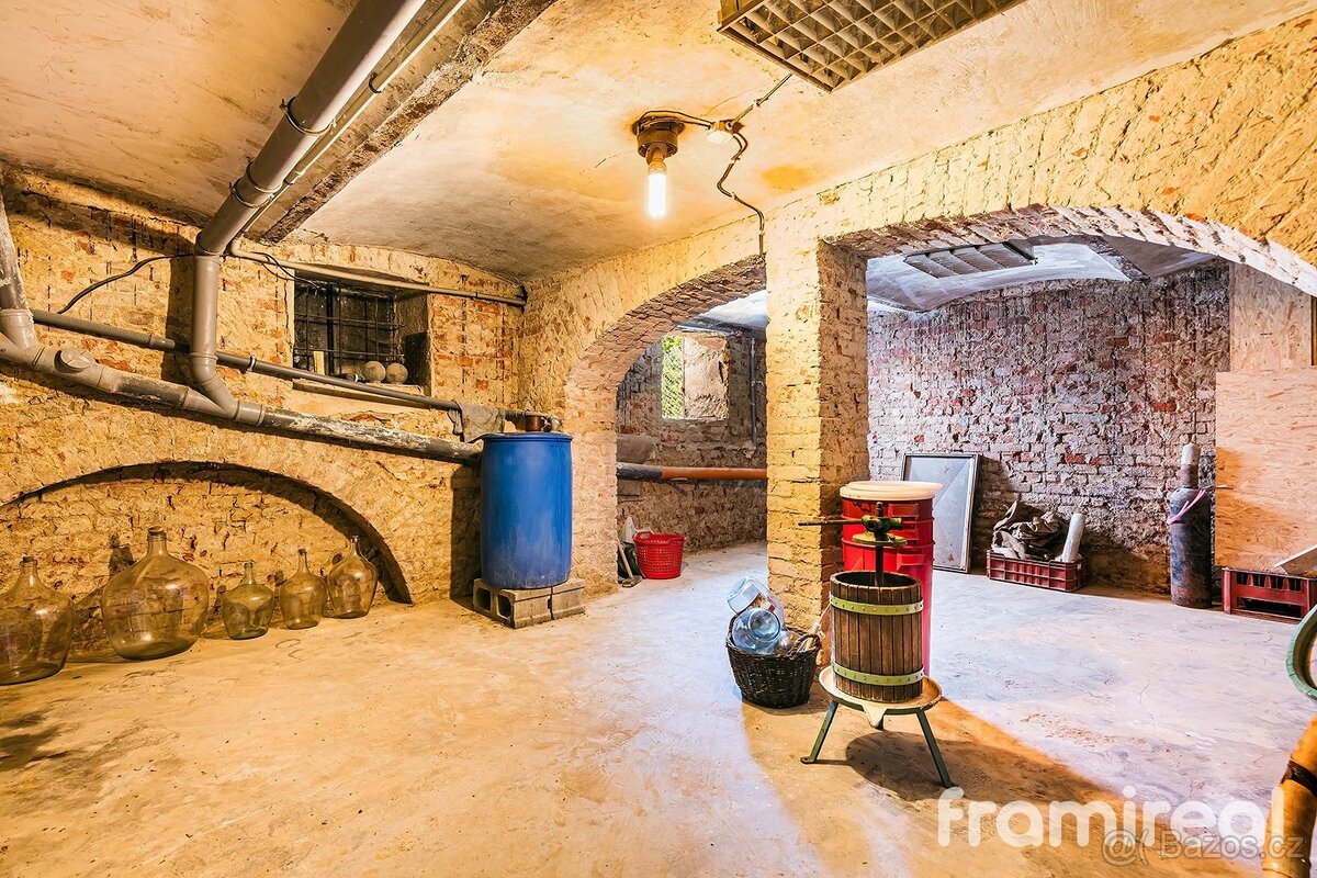 Prodej ubytování, 340 m² - Šatov, ev.č. 01762 - 5