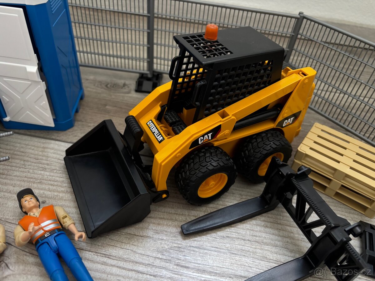 Bruder 2481 Cat® nakladač - 5