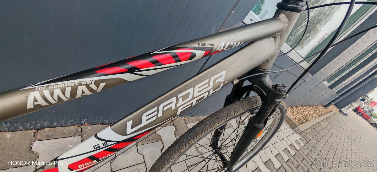 Trekingové kolo Leader Fox 19" - 5