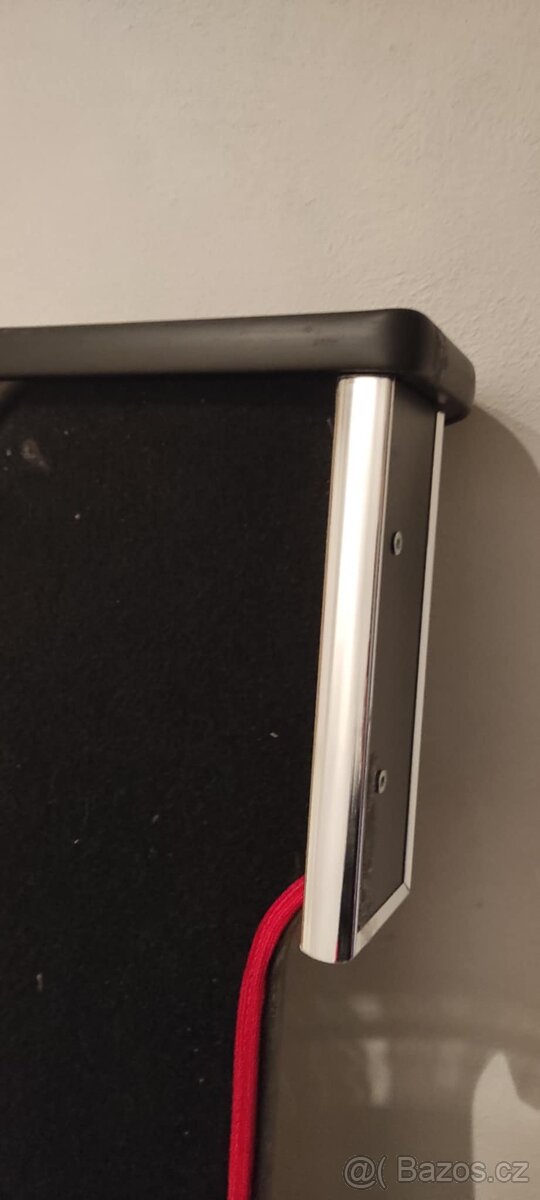 Odkládací stolek Daf - 5