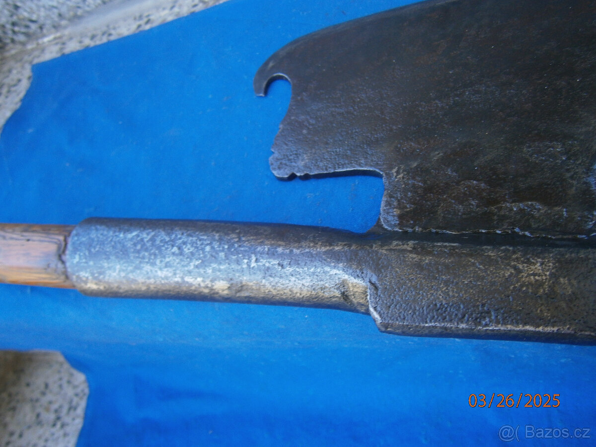 Unikátní sekera - 5