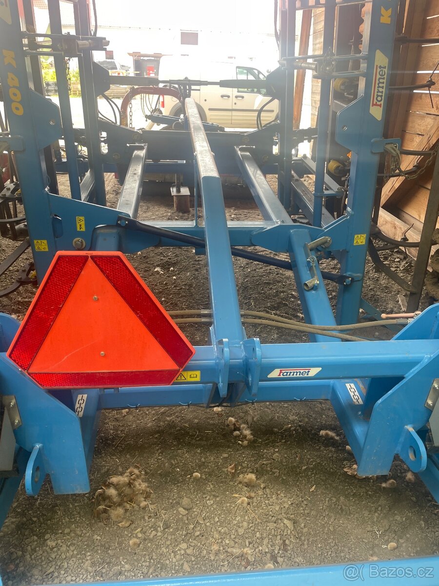 Farmet kompaktor 4m - 5