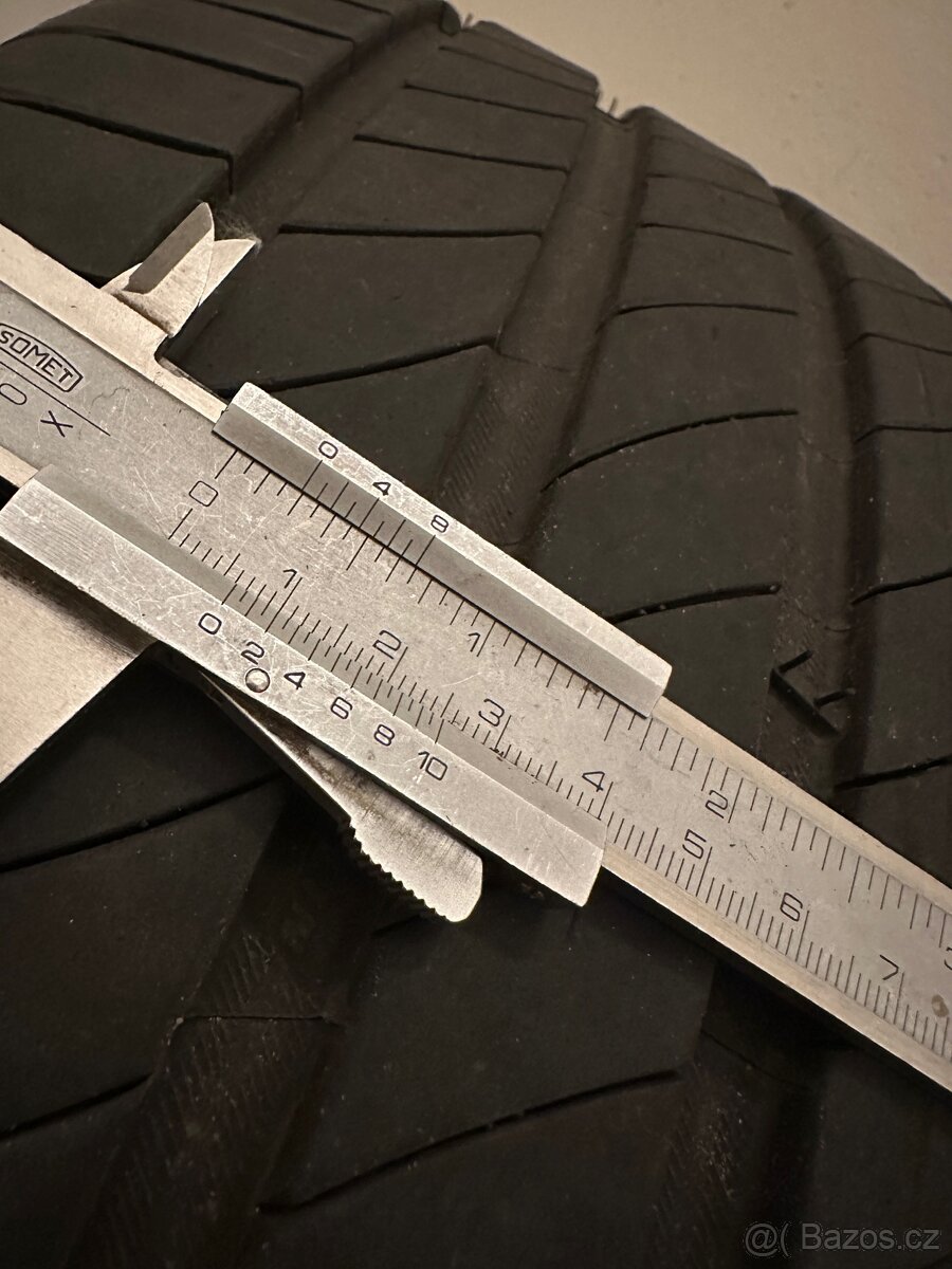 Letní sada Michelin e-Primacy 235/45 R18 pro Tesla Model 3 - 5