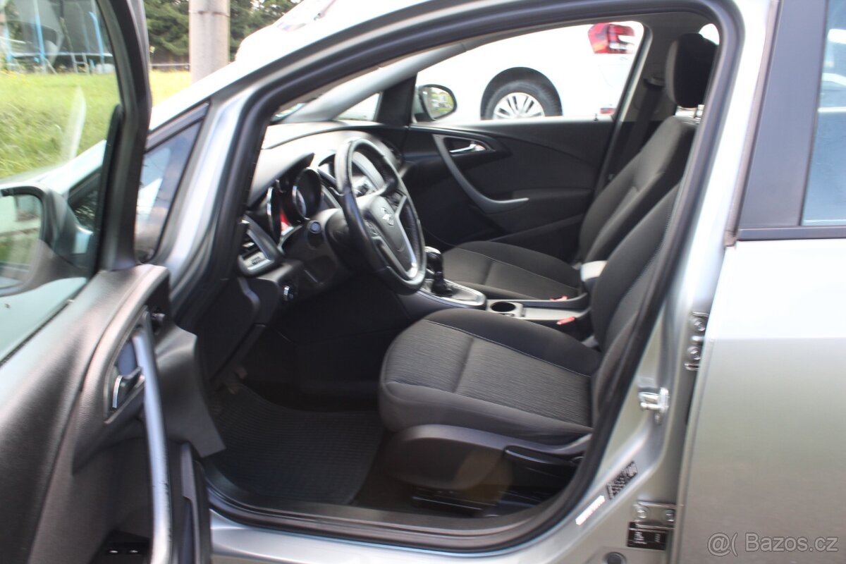 Opel Astra 1.4T 103kW, 2 x Majitel, Servisní kniha - 5