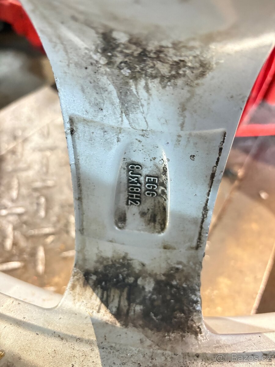 Alu ENZO 5x114.3/ 5x115 ET 40+225/40 R18 - 5