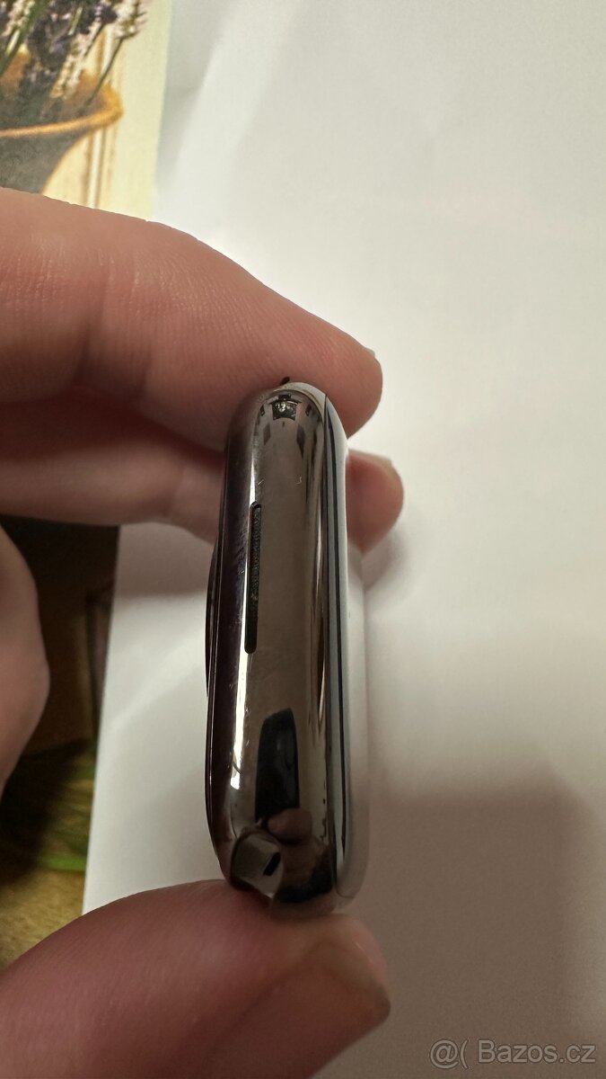 Apple watch 9 45mm grafite ocelové se safírovým sklíčkem - 5