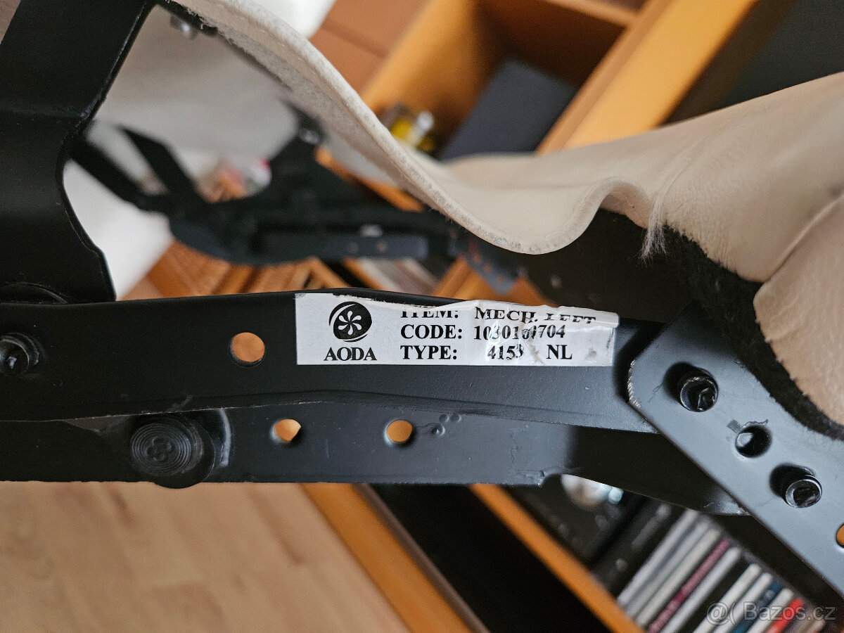 Kožené křeslo polohovací - 5