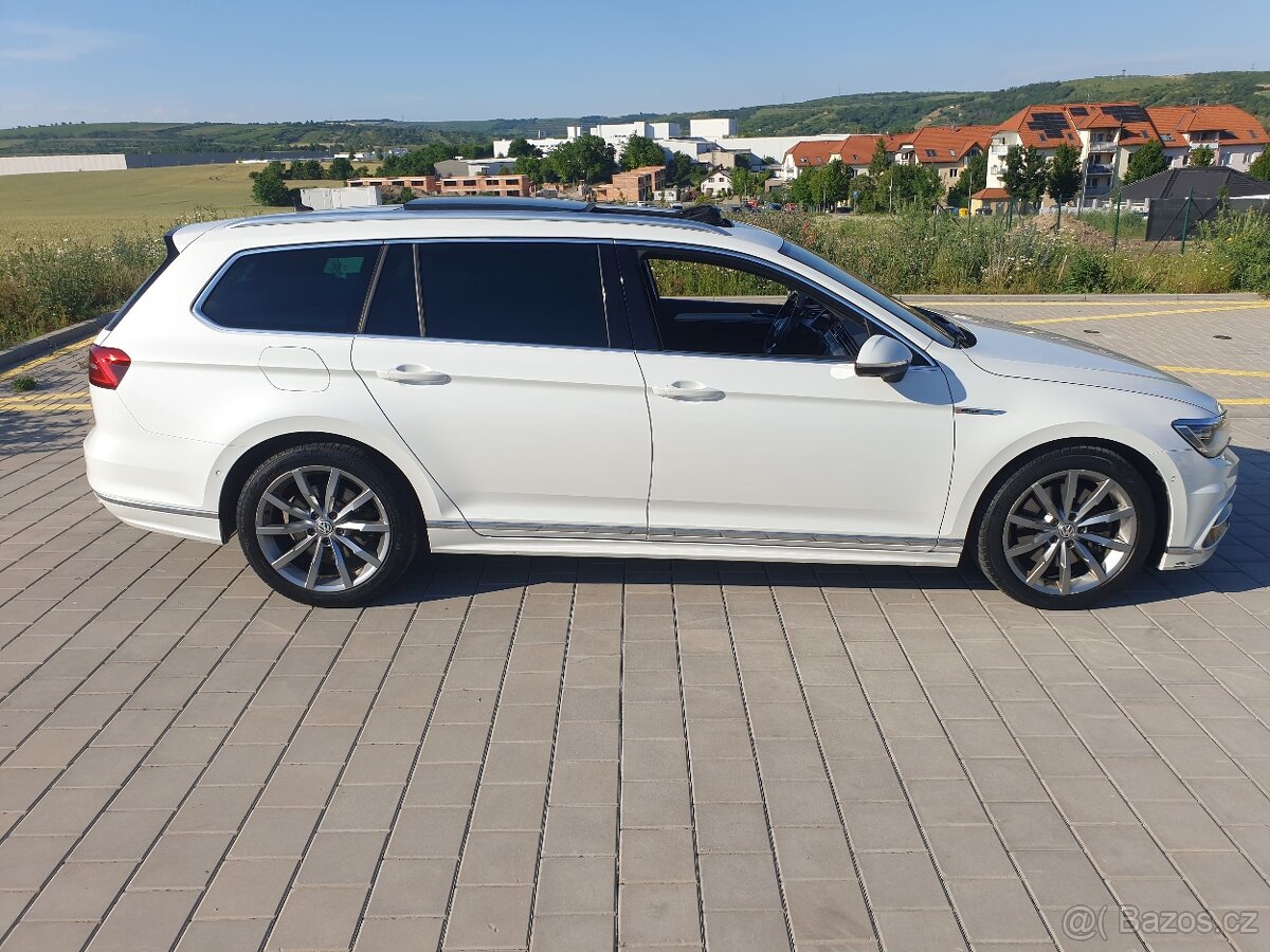 VW Passat Variant R-line 2,0 BiTDi 4x4 - 5