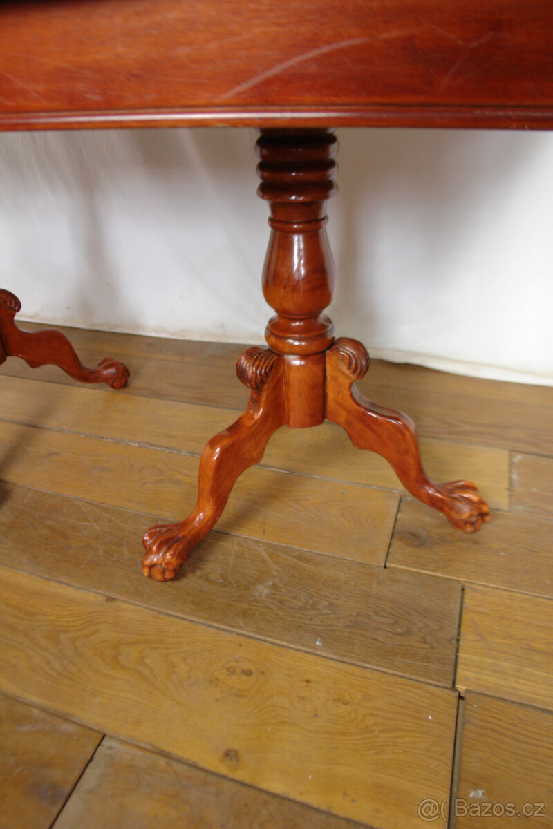 Jídelní stůl - 5