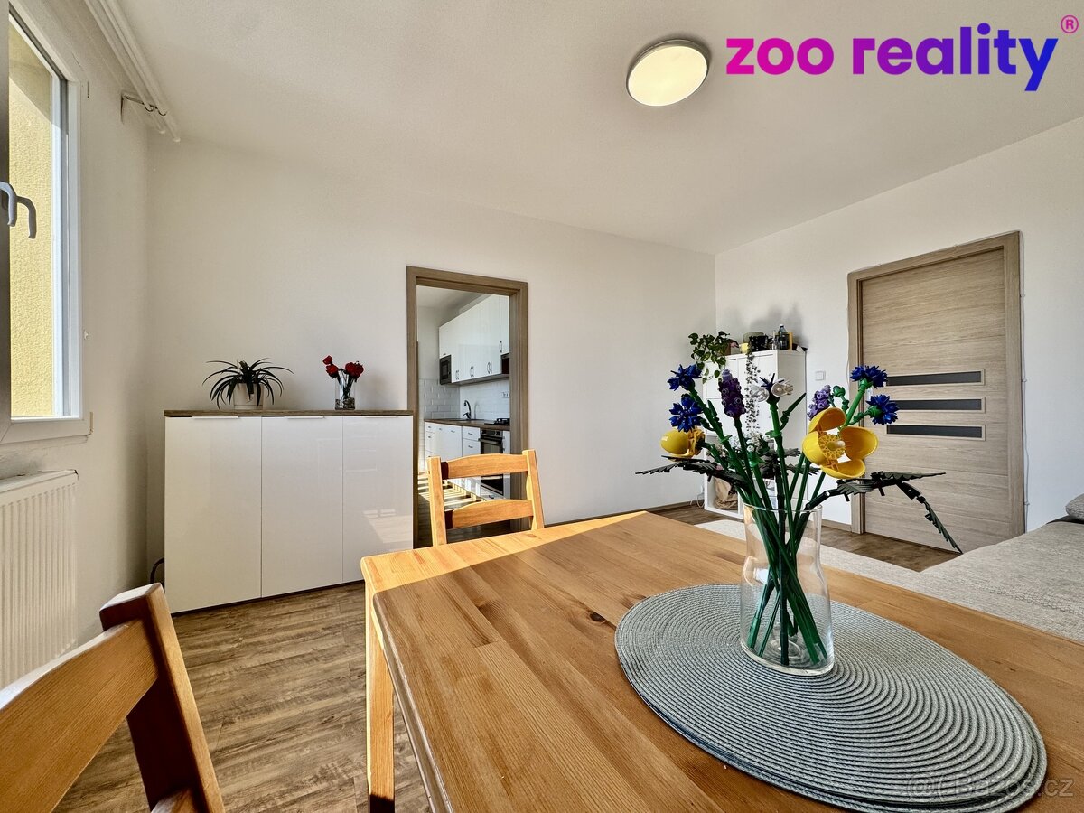 Prodej, byt 3+1, 65 m2, Chomutov, Vítězslava Nezvala ul. - 5