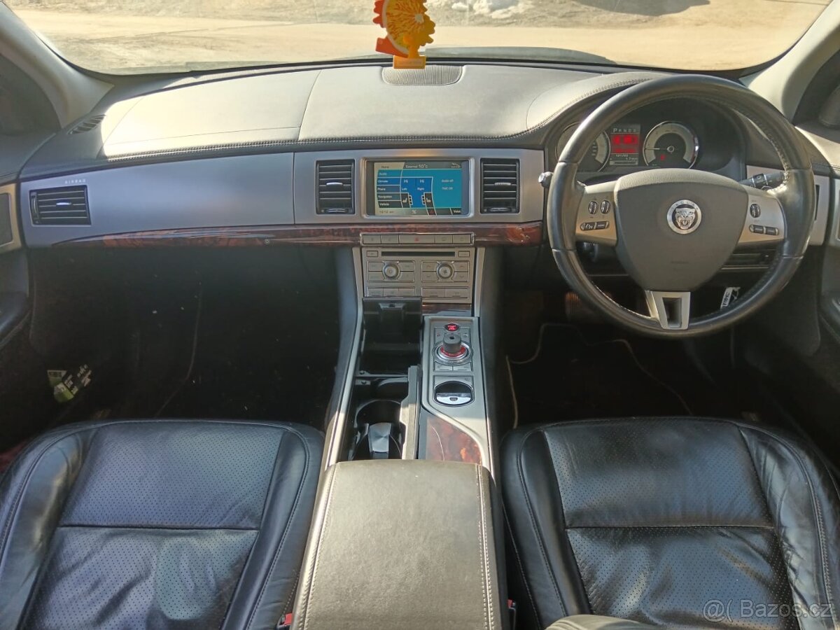 // Jaguar XF 2.7D - 276DT//DÍLY - 5