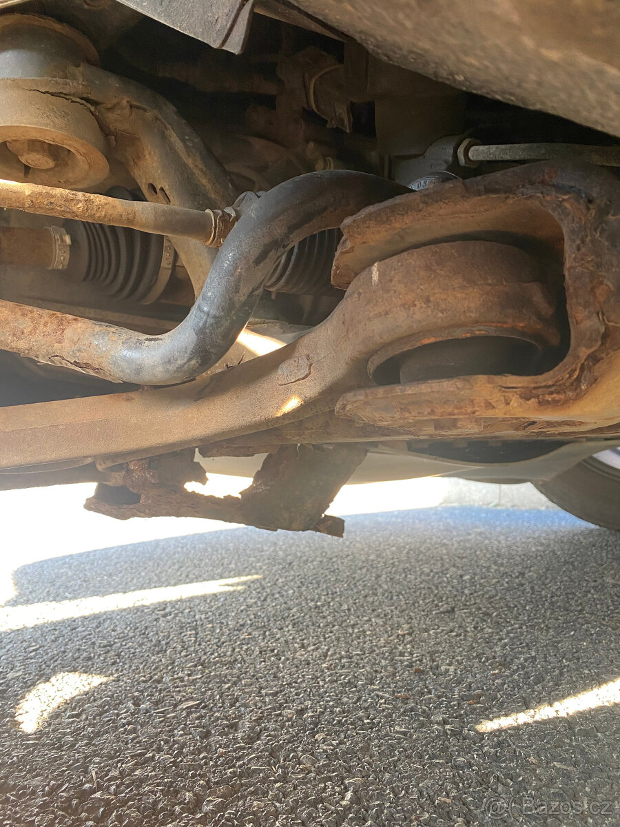 Dodge Journey 2.0 CRD, 4x2, manuál, nepojízdné - 5