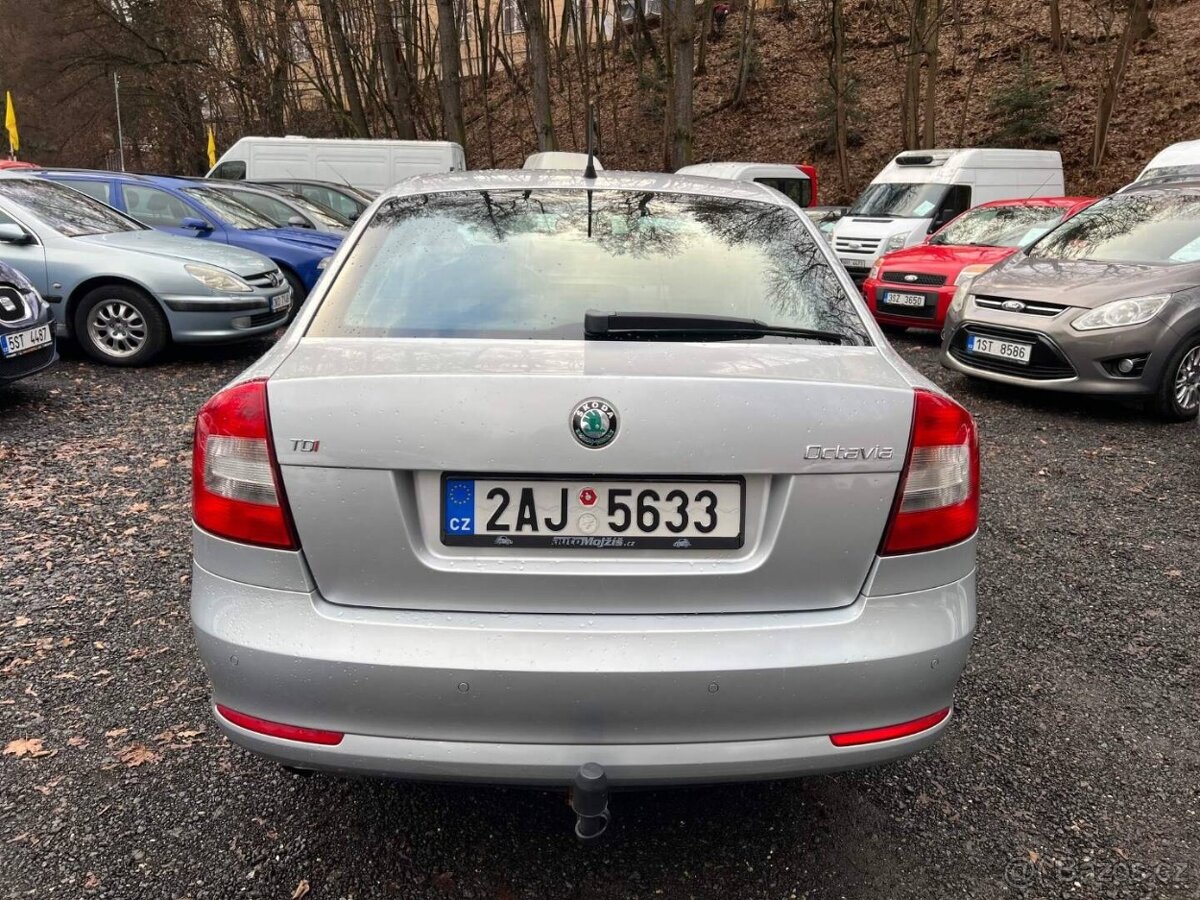 Škoda Octavia 2.0 TDI CR 103 kW tažné klima tempomat 2011 - 5