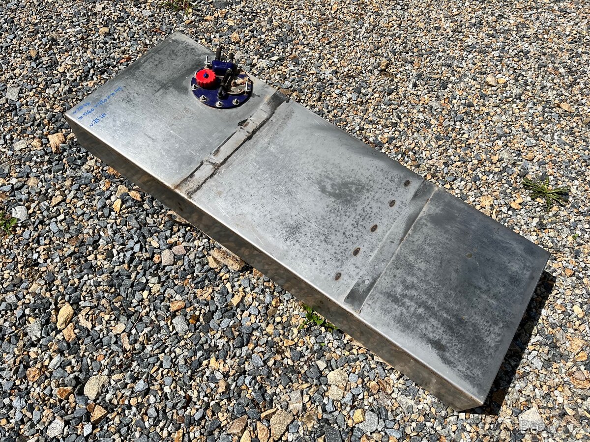 pridavna nerez nadrz LR Defender 110/130 - 5