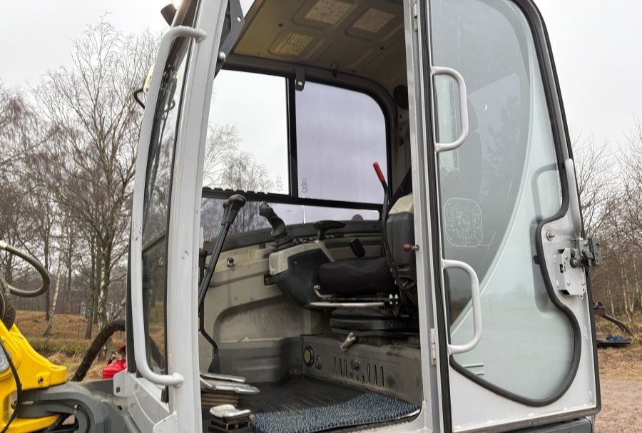 Prodám minibagr Wacker Neuson, 2013, 4580mth - 5