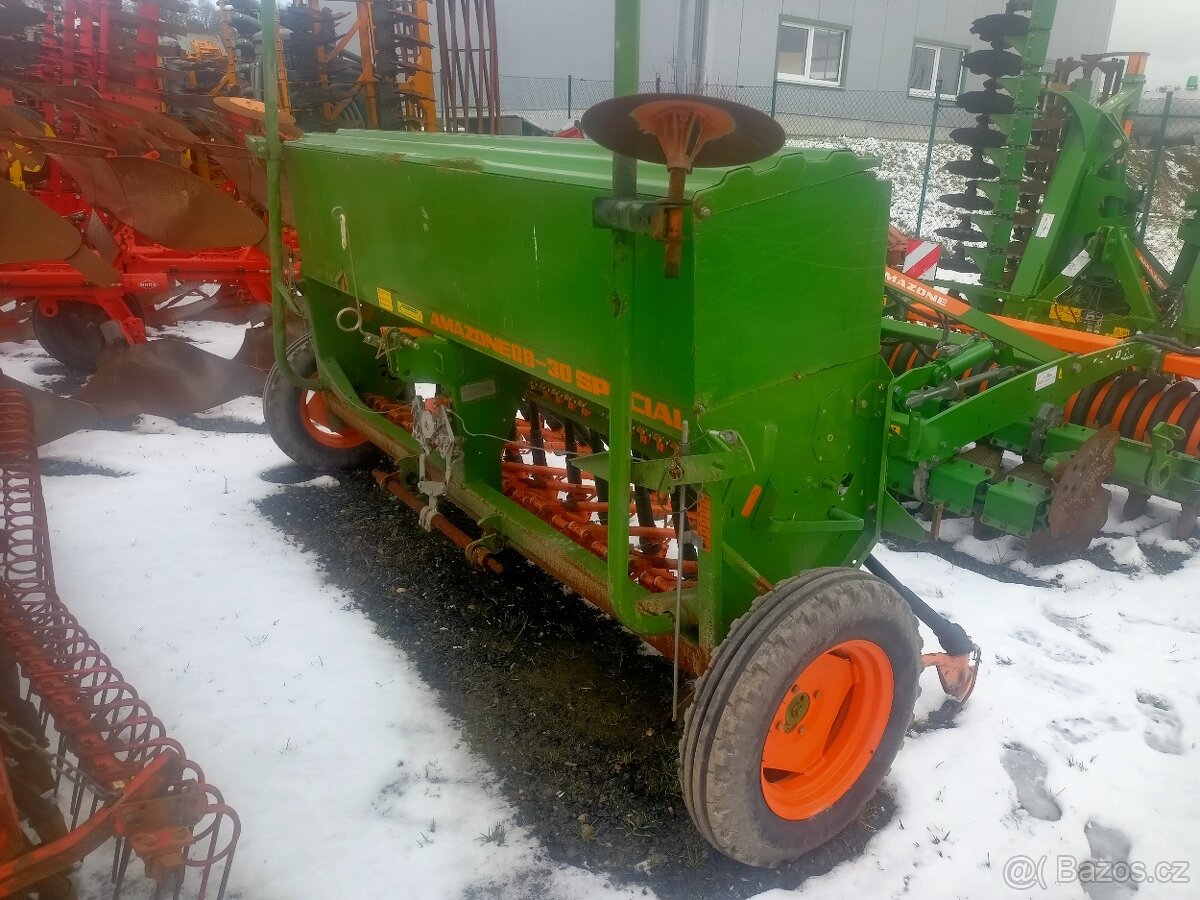 Secí stroj Amazone D 8 - 5