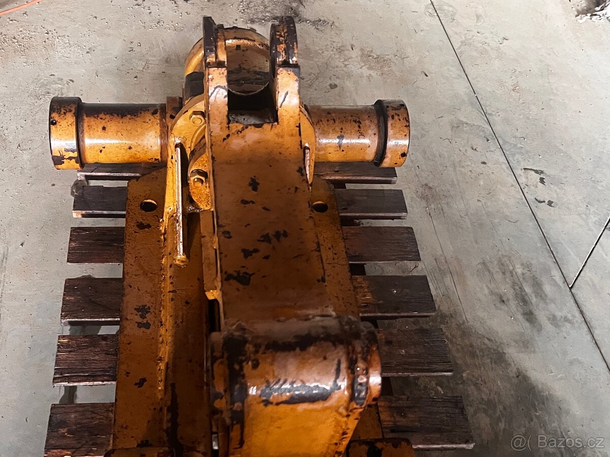 bagr Ostrowek K 162 - 5