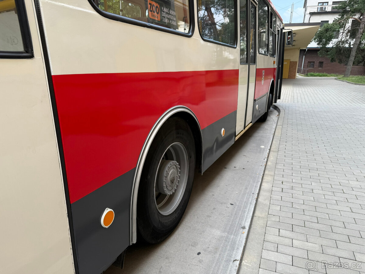 Trolejbus Škoda 14Tr - 5